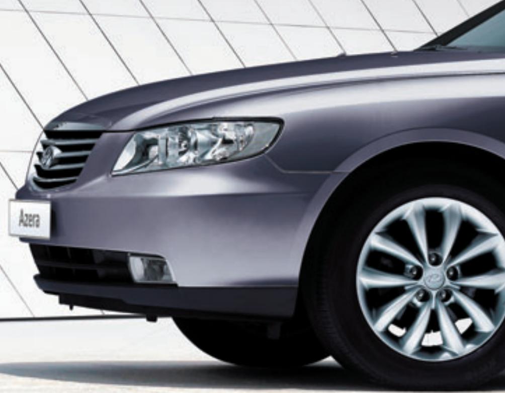 HYUNDAI AZERA - Naturellement élégante, dynamique et sécurisante,   Azera vous conduit dans un nouveau monde deUXe. - 1