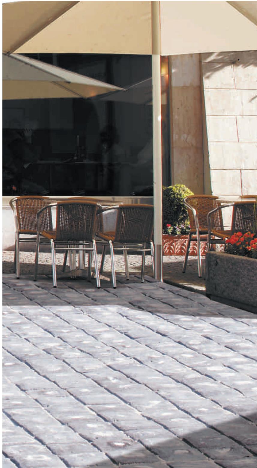 HYUNDAI SATELLITE - Un voyage de découvertes - 2