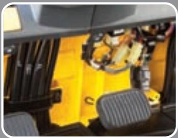 HYUNDAI 15D-7E - Grande marche et poignée - 3