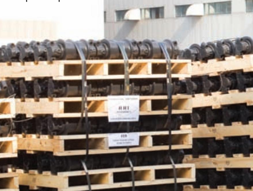 HYUNDAI 15D-7E - Champion de la capacité, le nouveau maître du chantier - 1