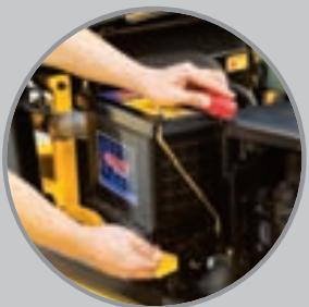 HYUNDAI 15D-7E - Changement aise du filtré à air - 2