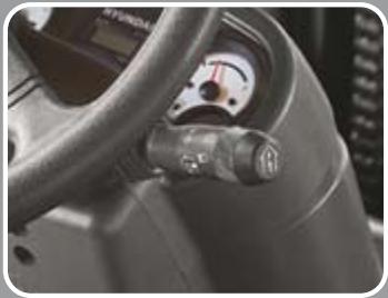 HYUNDAI 20D-7E - Changement de vitesse aisé et rapide par levier - 1