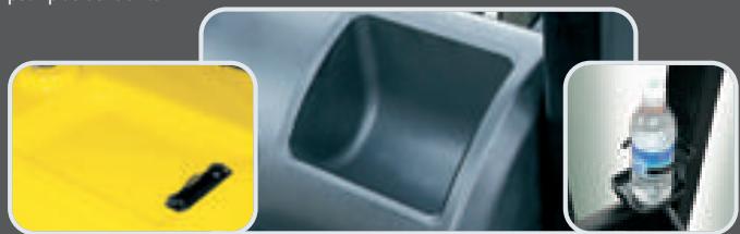 HYUNDAI 30BH-7 - Console et portegobelets - 1