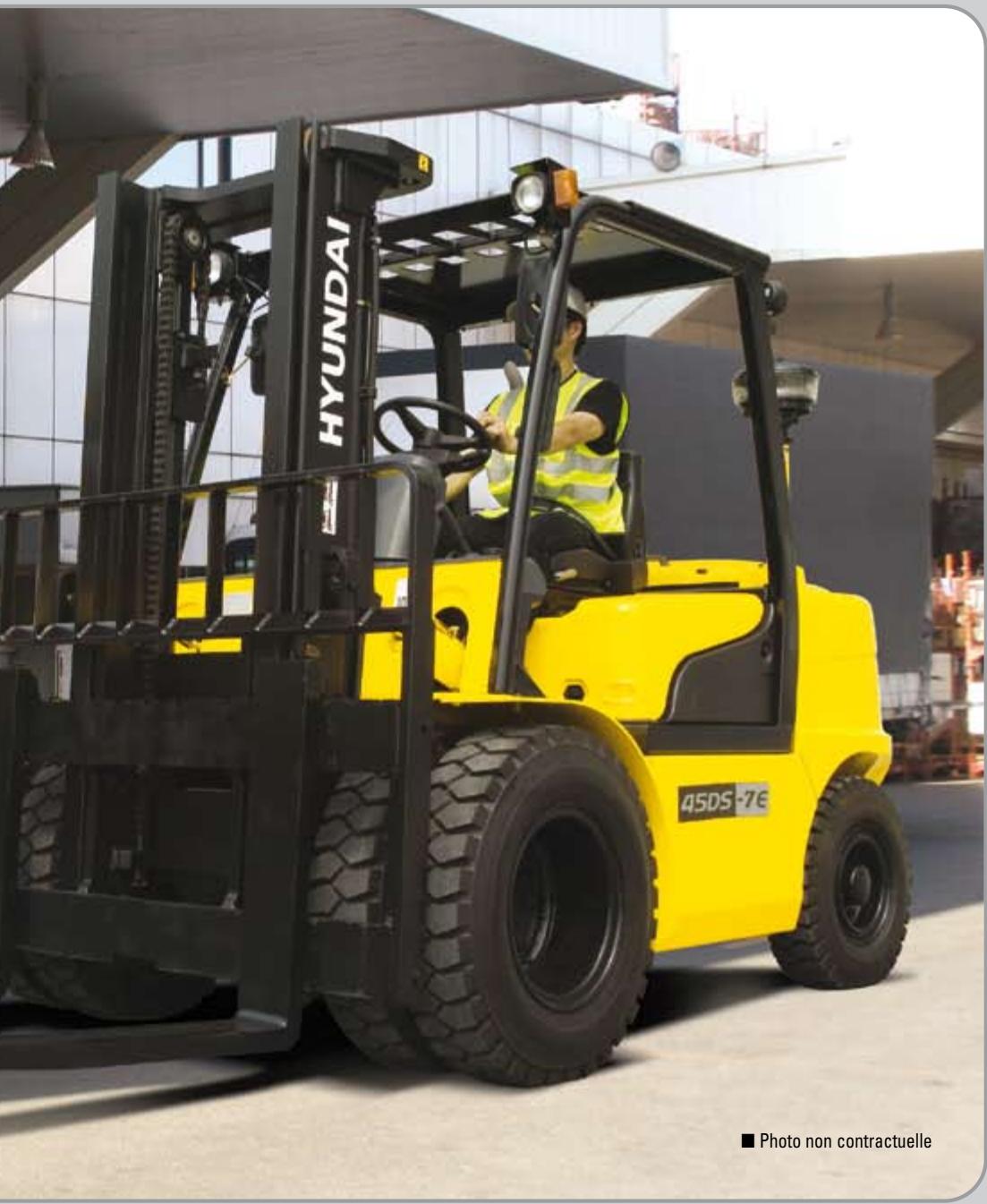 HYUNDAI 35DS-7E - Grande marche et poignée - 1