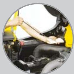 HYUNDAI 35DS-7E - Changement aisé du filtré à air - 4