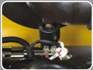 HYUNDAI 50DS-7E - Phares protégés, lumineux - 1