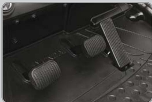 HYUNDAI 50DS-7E - Réponse rapide des leviers de commande d'utilisation - 1