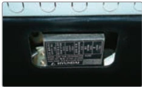HYUNDAI HSL650-7 - Inclinaison du canopy (toit) pour un accès aisé - 1