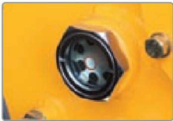 HYUNDAI HSL850-7 - Inclinaison du canopy pour un accès aisé - 1