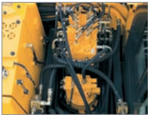 HYUNDAI R110-7A - Commande de pivotement puissant et plus précise - 1
