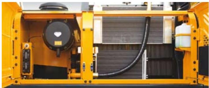HYUNDAI R380LC-9 - de carburant - 1