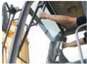 HYUNDAI R55-7A - Radio et CD - 10