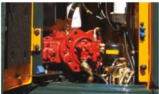 HYUNDAI 235LCR-9 - Les améliorations du système hydraulique - 1