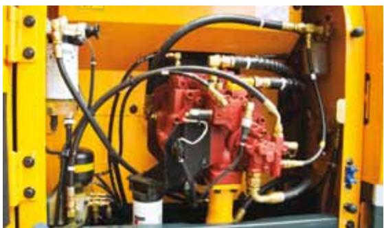 HYUNDAI R210NLC-9 - Les améliorations du système hydraulique - 1