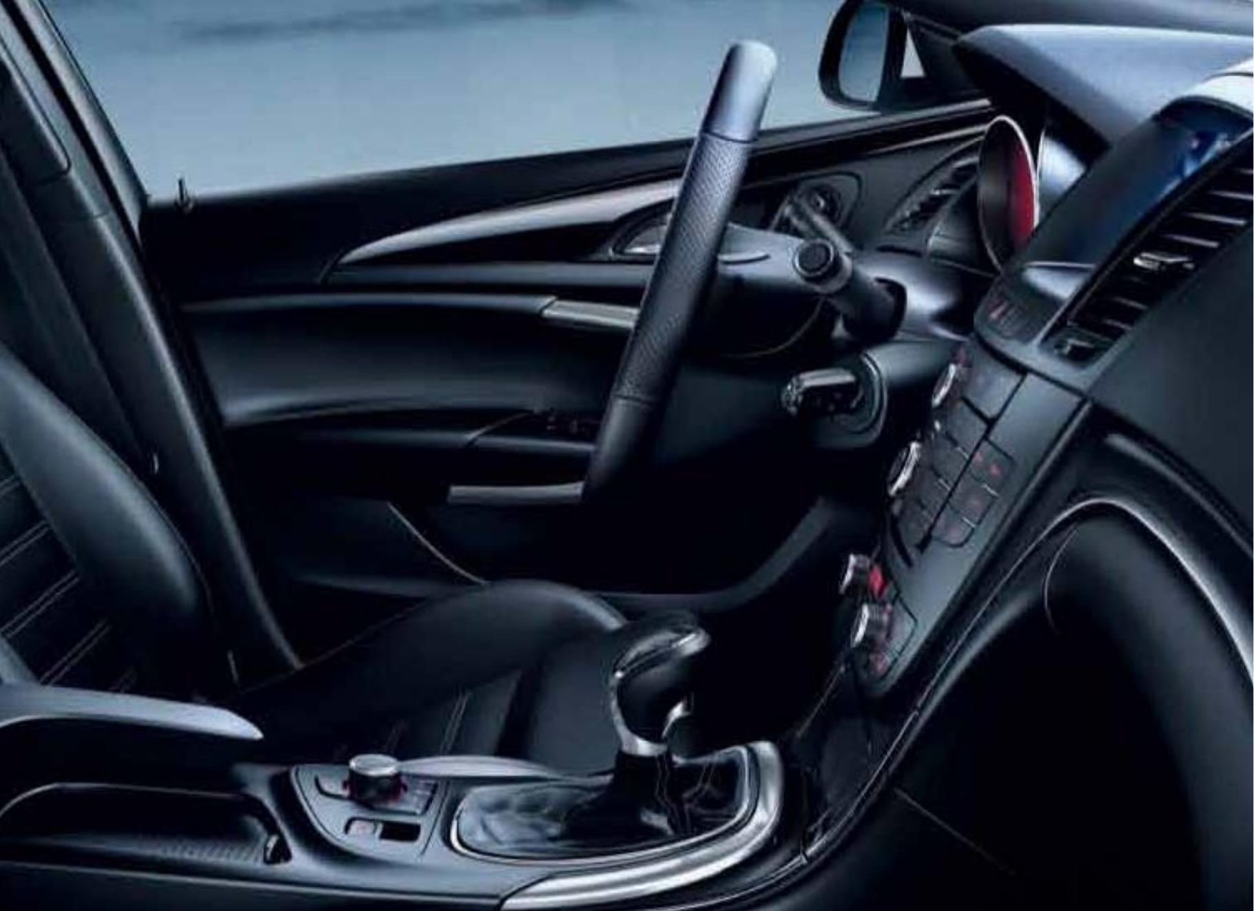 OPEL INSIGNIA OPC - 1
