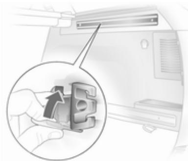 OPEL ASTRA III - Système flexible de compartmentage du coffre - 1