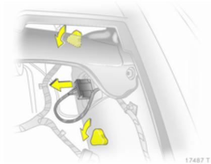 OPEL ZAFIRA II - Feux arrêté - 3