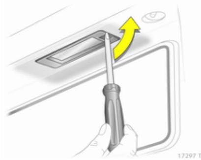 OPEL ZAFIRA II - Éclairage de plaque minéralogique - 1