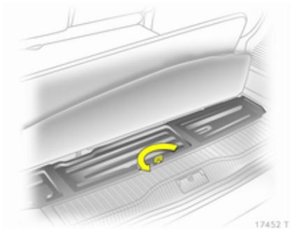 OPEL ZAFIRA II - Outillage - 1