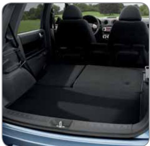 MITSUBISHI COLT - "J'adore la modularité de ma Colt, elle contient tellement plus que ce que j'attendais d'une citadine! > - 2