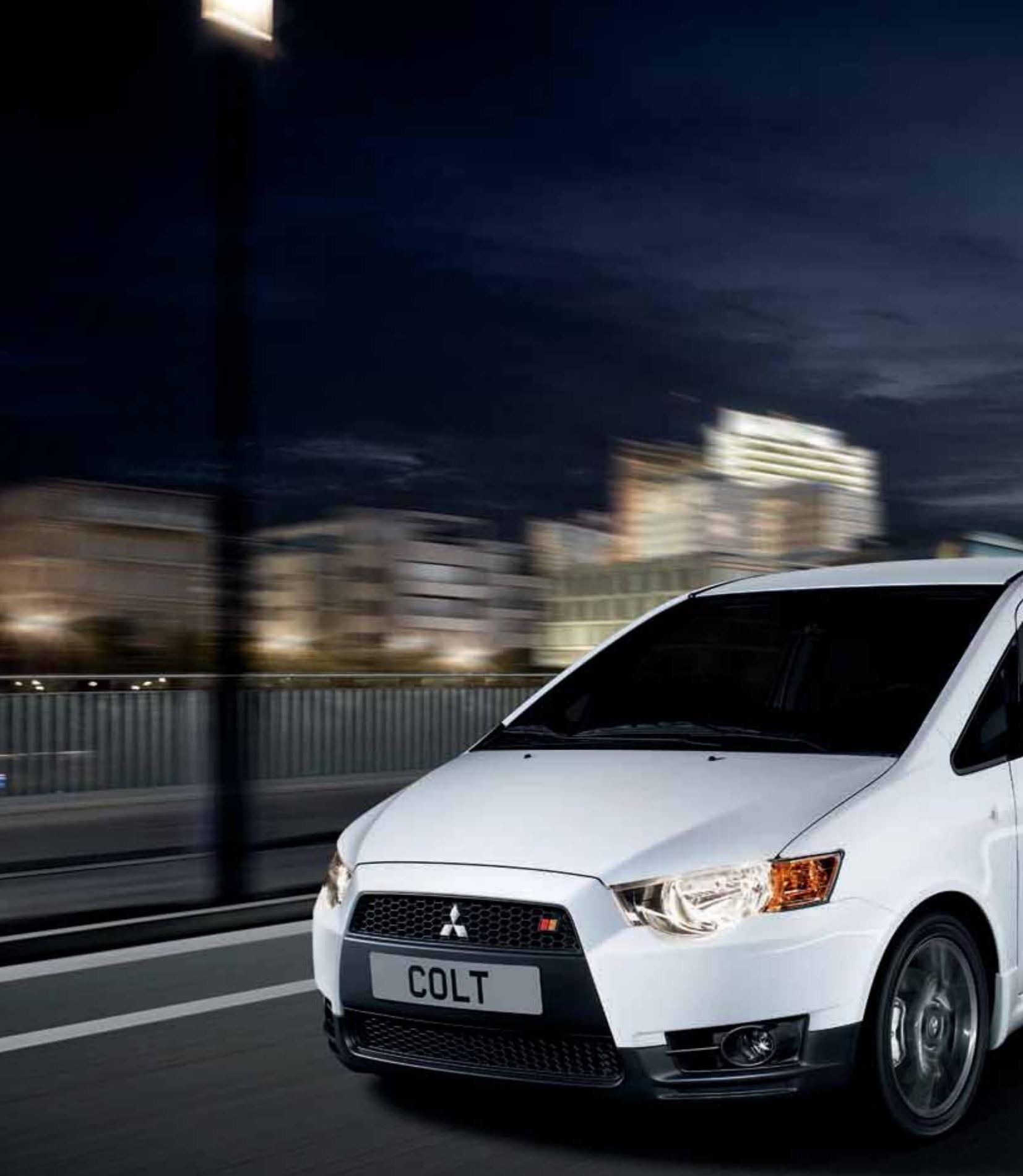 MITSUBISHI COLT - "J'adore la modularité de ma Colt, elle contient tellement plus que ce que j'attendais d'une citadine! > - 3