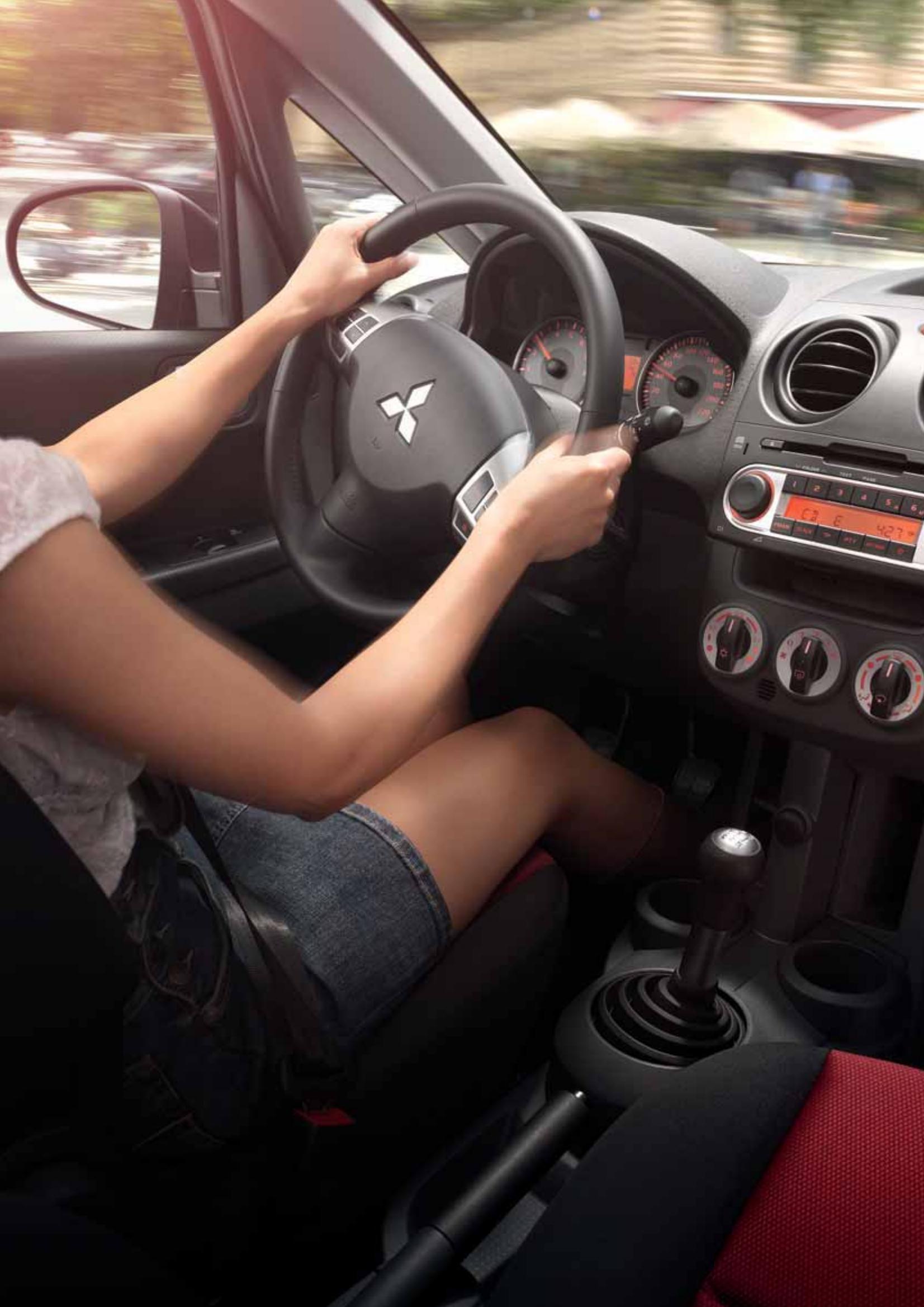 MITSUBISHI COLT - UNE CITADINE SURPRENANTE - 3