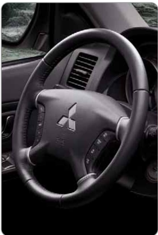 MITSUBISHI PAJERO - ESPACE ET STYLE - 4