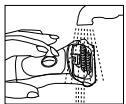 REMINGTON WDF-1500 - Cleaning Your Shaver - 2