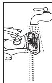 REMINGTON WDF-1600 - Cleaning Your Shaver - 2