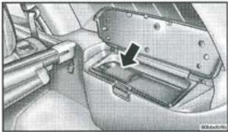 JEEP GRAND CHEROKEE 1999 - Changeur de DISQUE à distance — SELON l'équipement - 1
