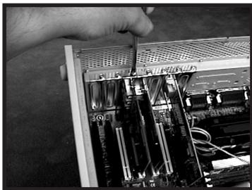 BELKIN 3 PORTS FIREWIRE PCI #F5U503 - Hardware installeren (vervolg) - 1