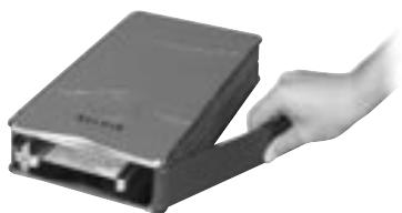BELKIN HI-SPEED USB 2.0 EXTERNAL DRIVE ENCLOSURE - MONTAGE DU BOITIER - 1