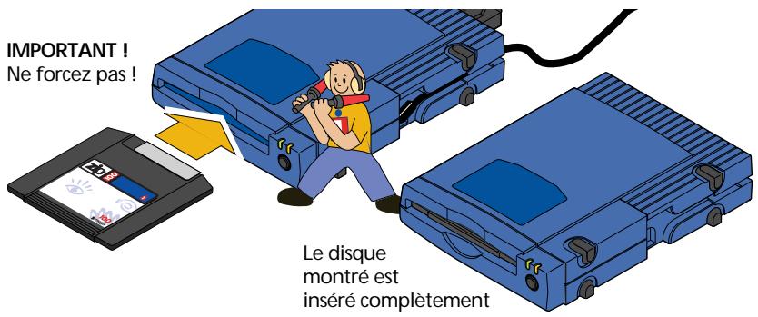 IOMEGA ZIP 100 SCSI - Insertion des disques Zip® - 1