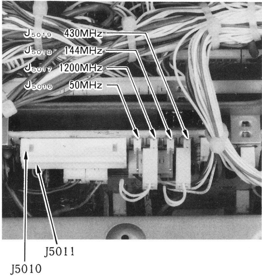 YAESU FT-736R - Alimentation des préamplis d'antenne sur le mât. - 2