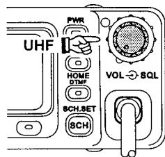 YAESU FT-8100R - Changement de bande et affichage de la fréquence - 3