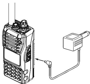 YAESU VX-170 - INSTALLATION DU PACK BATTERIES FNB-83 - 2
