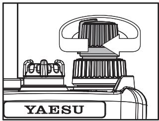 YAESU FT-270E - MISE EN TENSION ET EN HORS TENSION - 1