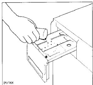 ZANKER WA1002S - Chargement du linge - 3