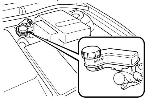 MAZDA 3 2009 - Vérification du niveau de liquide de frein/embrayage - 2