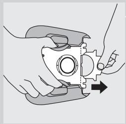 PHILIPS FC9302/01 - Replacing the disposable dustbag - 4
