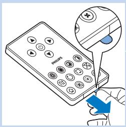 PHILIPS FC8820/01 SMARTPRO ACTIVE - Retrait de la languette de protection de la télécommande - 1