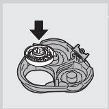 PHILIPS PT720/49 - Cleaning the shaving unit under the tap - 10
