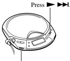 SONY D-CJ506CK - Insert a CD. - 3