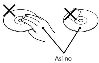 SONY D-E303 - Notas sobre la Manipulación de CDs - 2