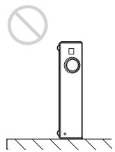 SONY VPL-CS5 - N'installez pas le projecteur sur son flanc. - 2