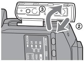 SONY HVL-F36AM - Insetimento delle pile - 2