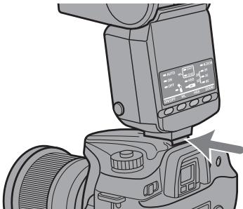 SONY HVL-F36AM - De flitser op de camera bevestigen - 1