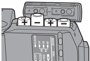 SONY HVL-F36AM - Batterijenplaatsen - 3