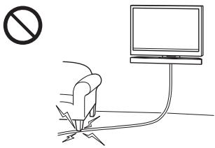 SONY HT-CT350 - Procure que los cables no queden atrapados. - 2