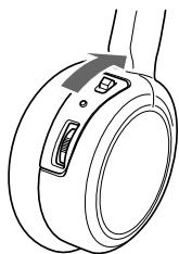 SONY MDR-IF140K - Mettez le casque d'écoute sous tension. - 1